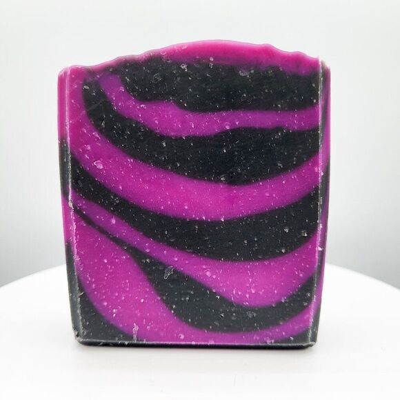Grape Zebra Stripes Handcrafted Soap & Exfoliating Soap Bag - Gift Set - Picture 7 of 8